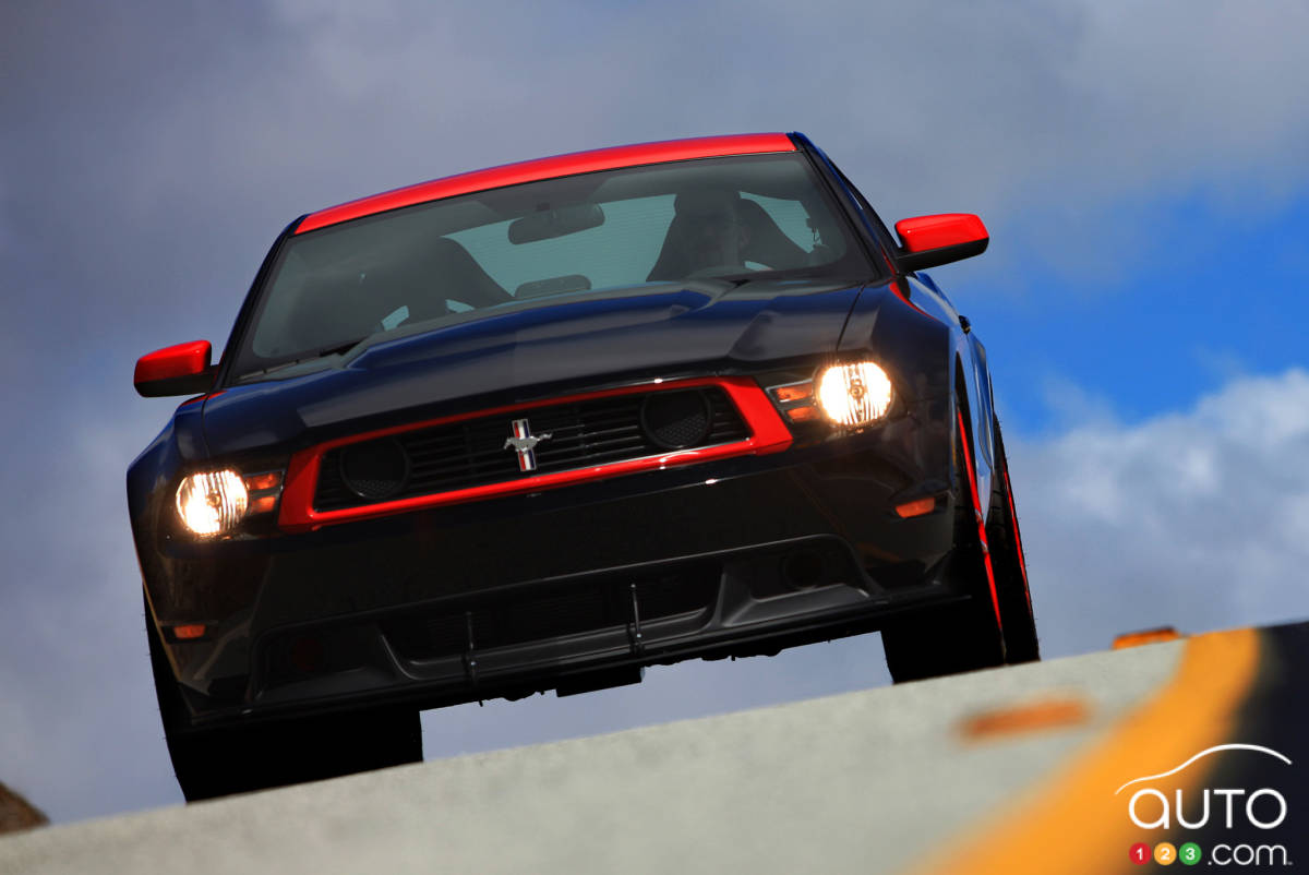 Ford Mustang Boss 302 Laguna Seca 2012, avant